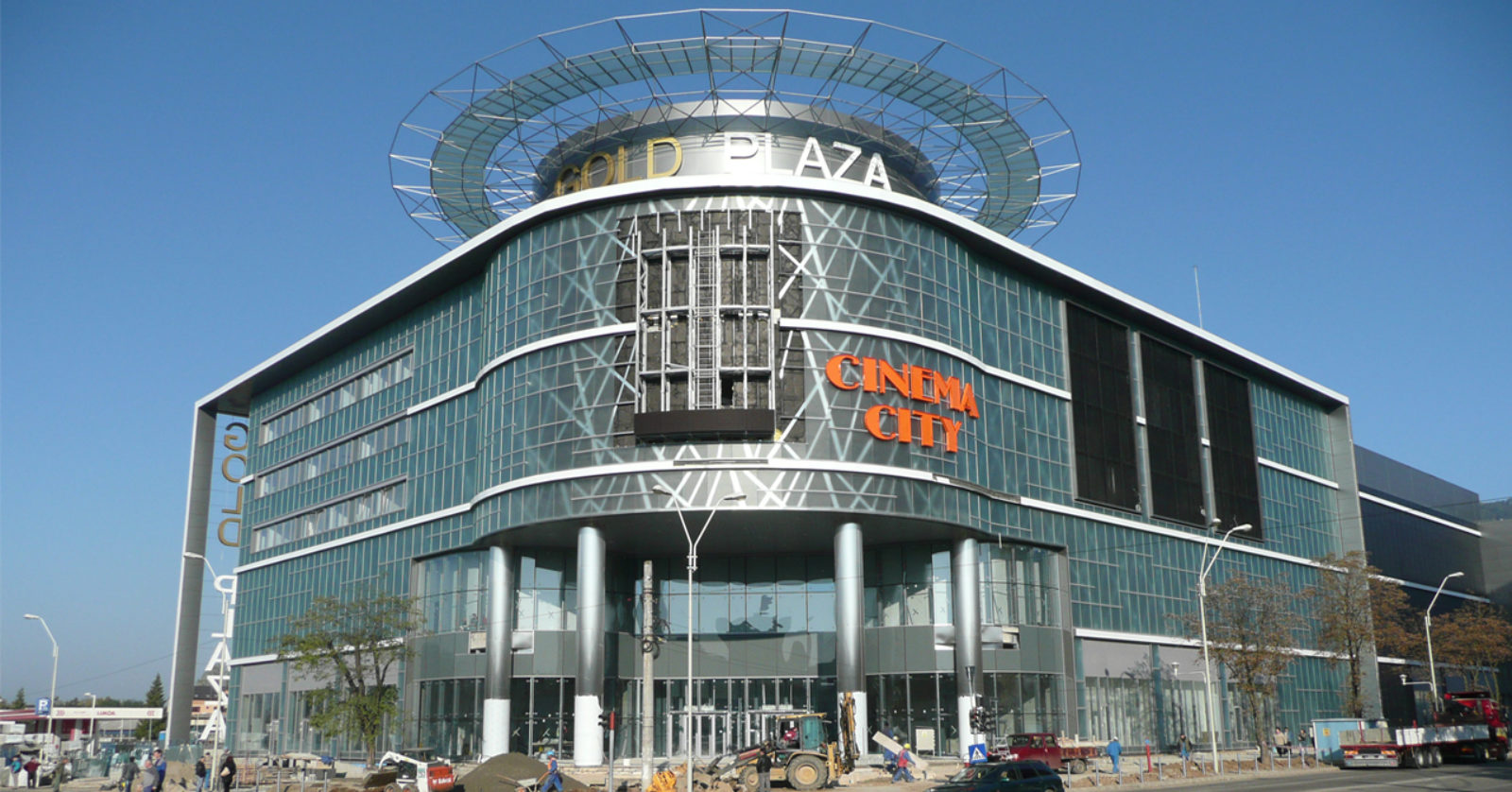 Opening of Gold Plaza in Baia Mare. Paulinyi and Partners